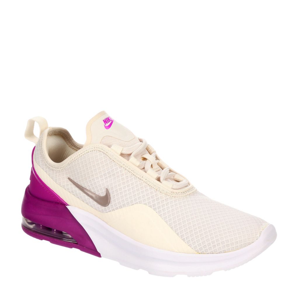 nike women's air max motion 2 sneaker