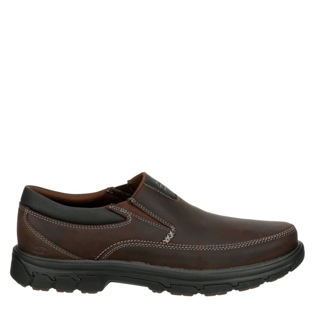 skechers men's segment the search slip on loafer