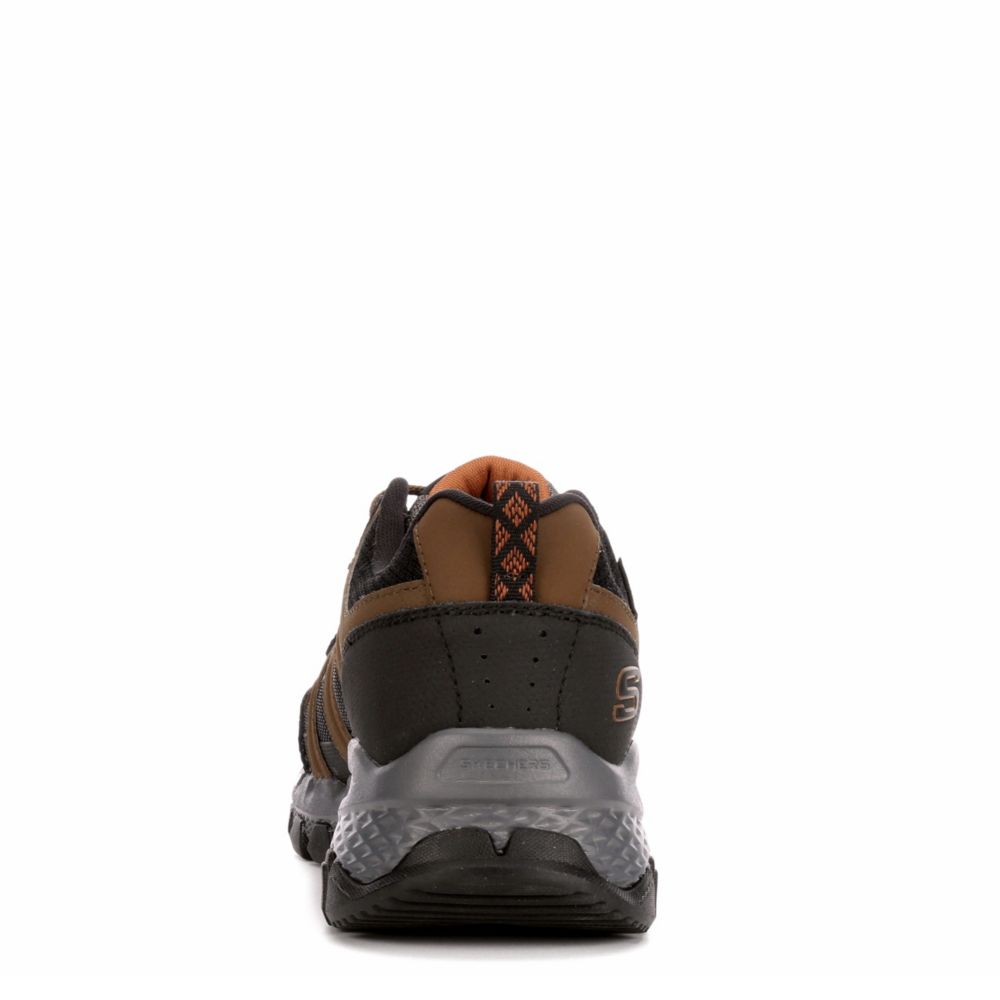 SKECHERS Mens Outland 2.0 Sneaker - BROWN
