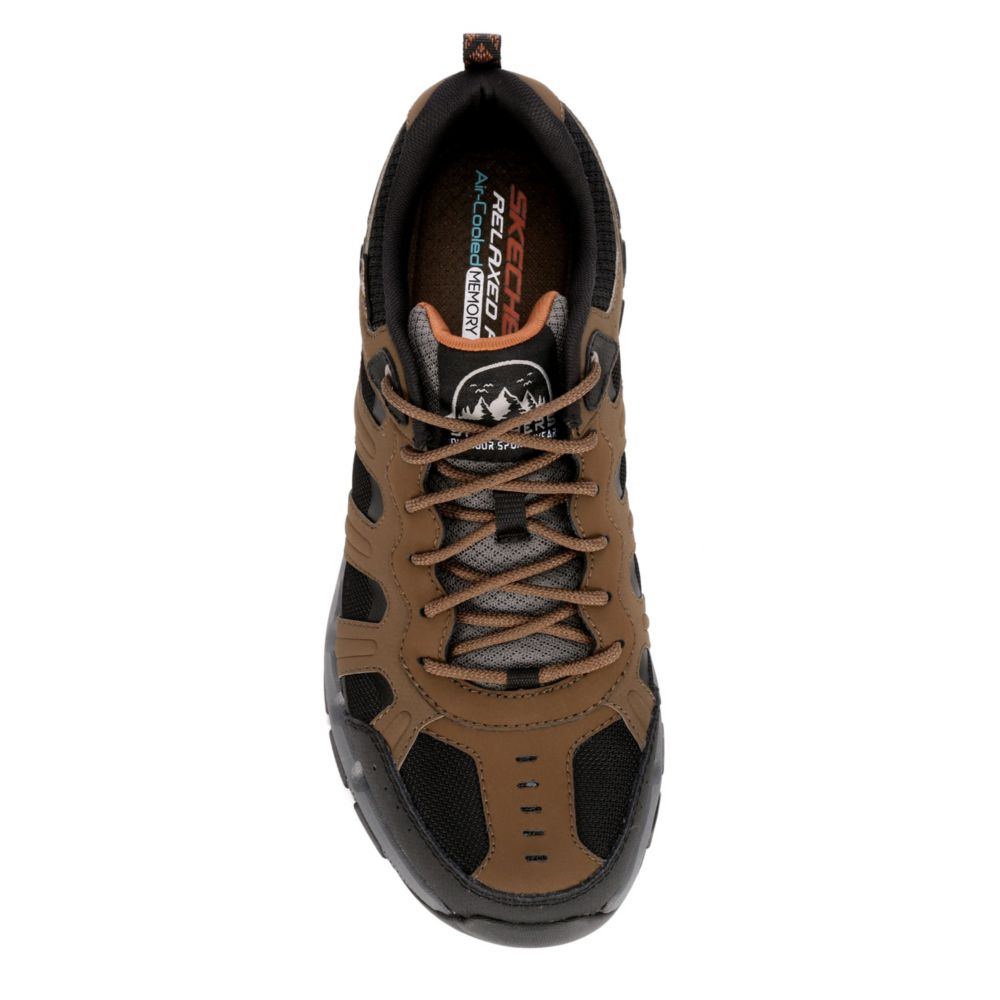 SKECHERS Mens Outland 2.0 Sneaker - BROWN