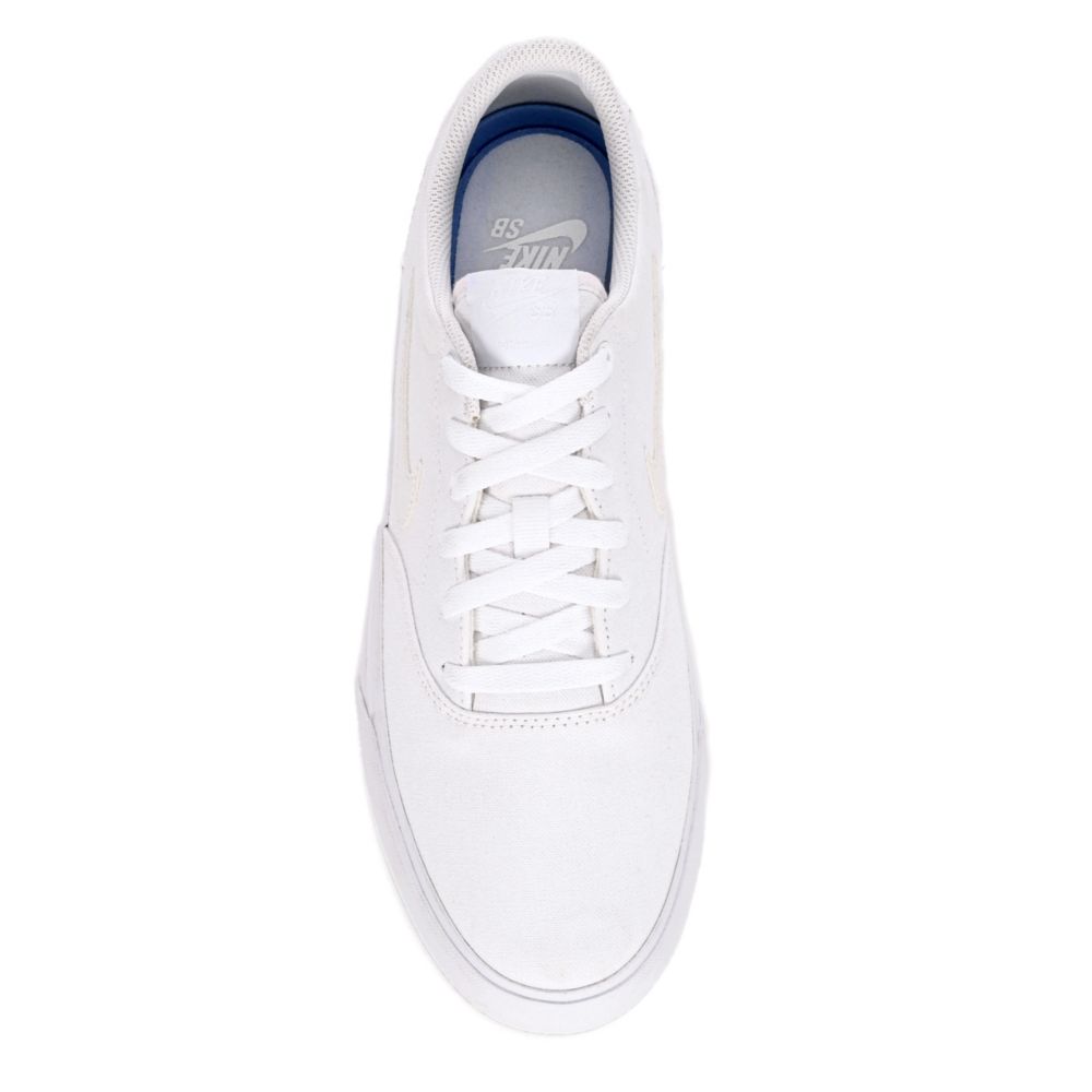NIKE Mens Sb Charge Sneaker - WHITE