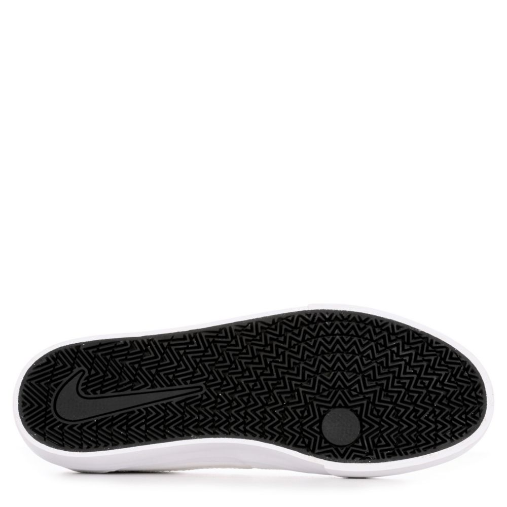 NIKE Mens Sb Charge Sneaker - WHITE