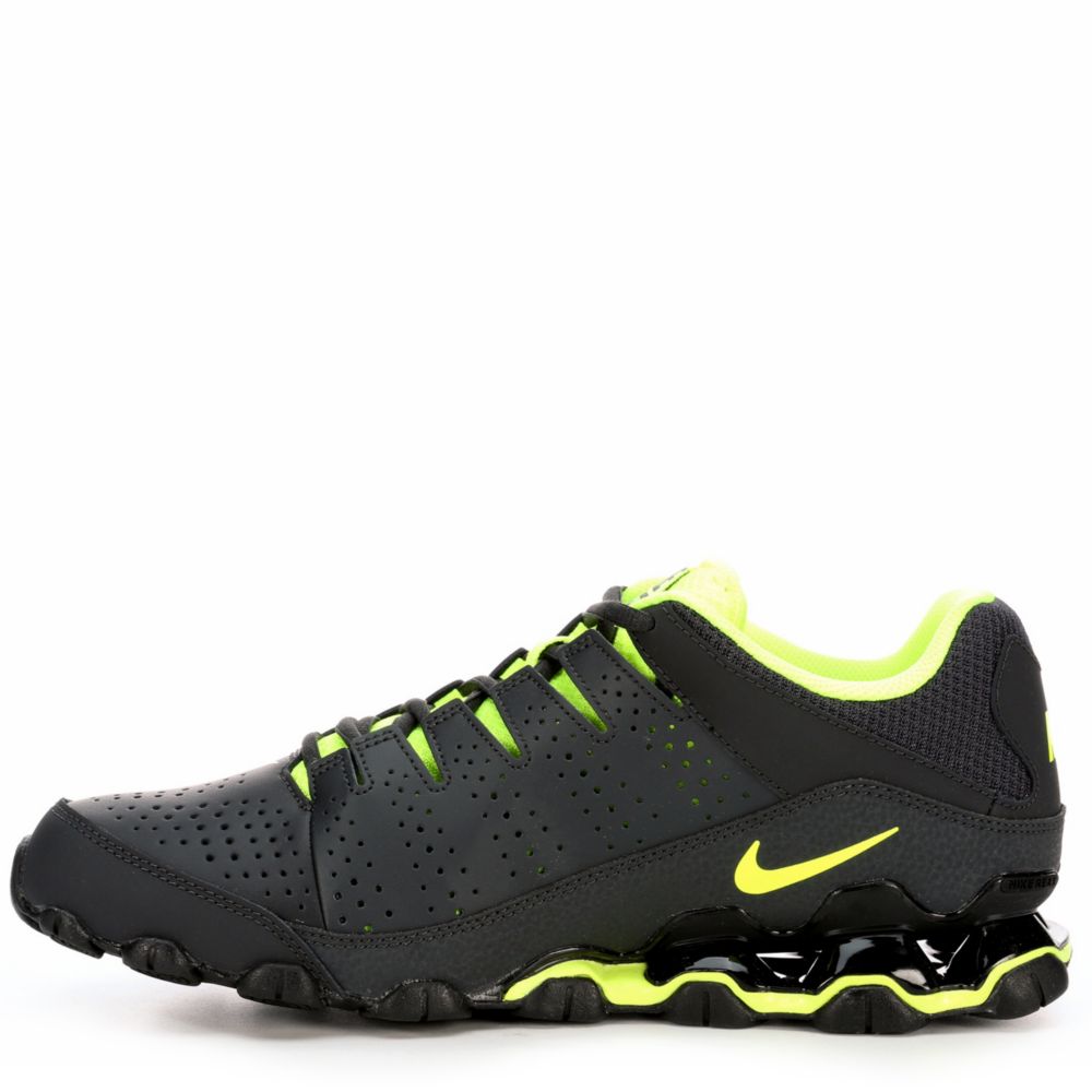 NIKE Mens Reax 8 Tr Sneaker - BLACK