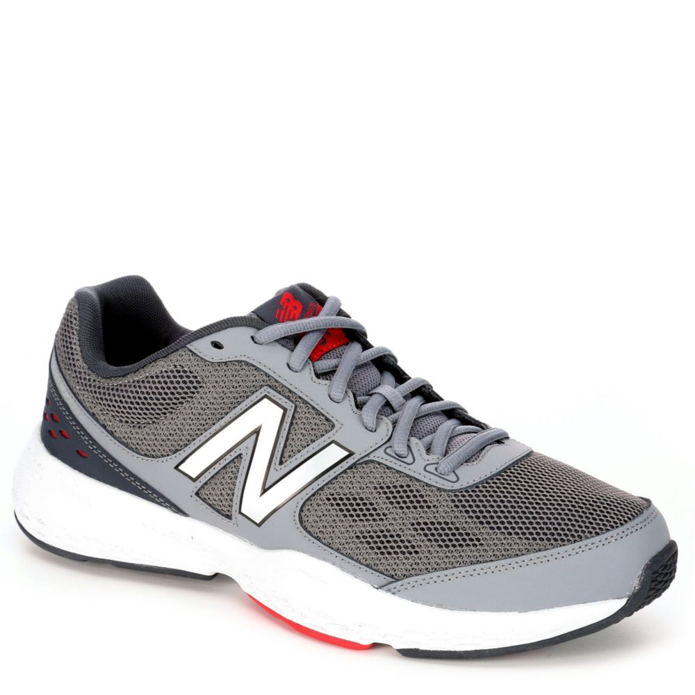 new balance men's training shoes