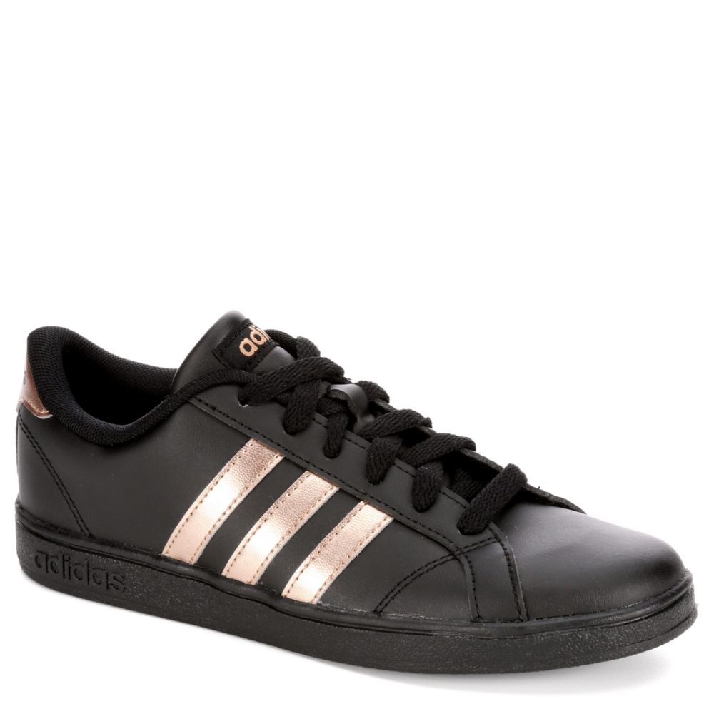 girls black adidas sneakers