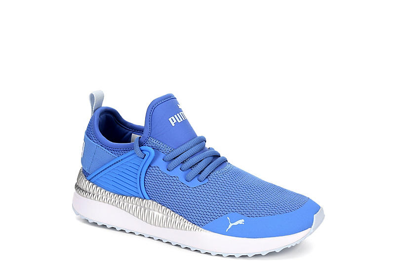 puma cage puma cage