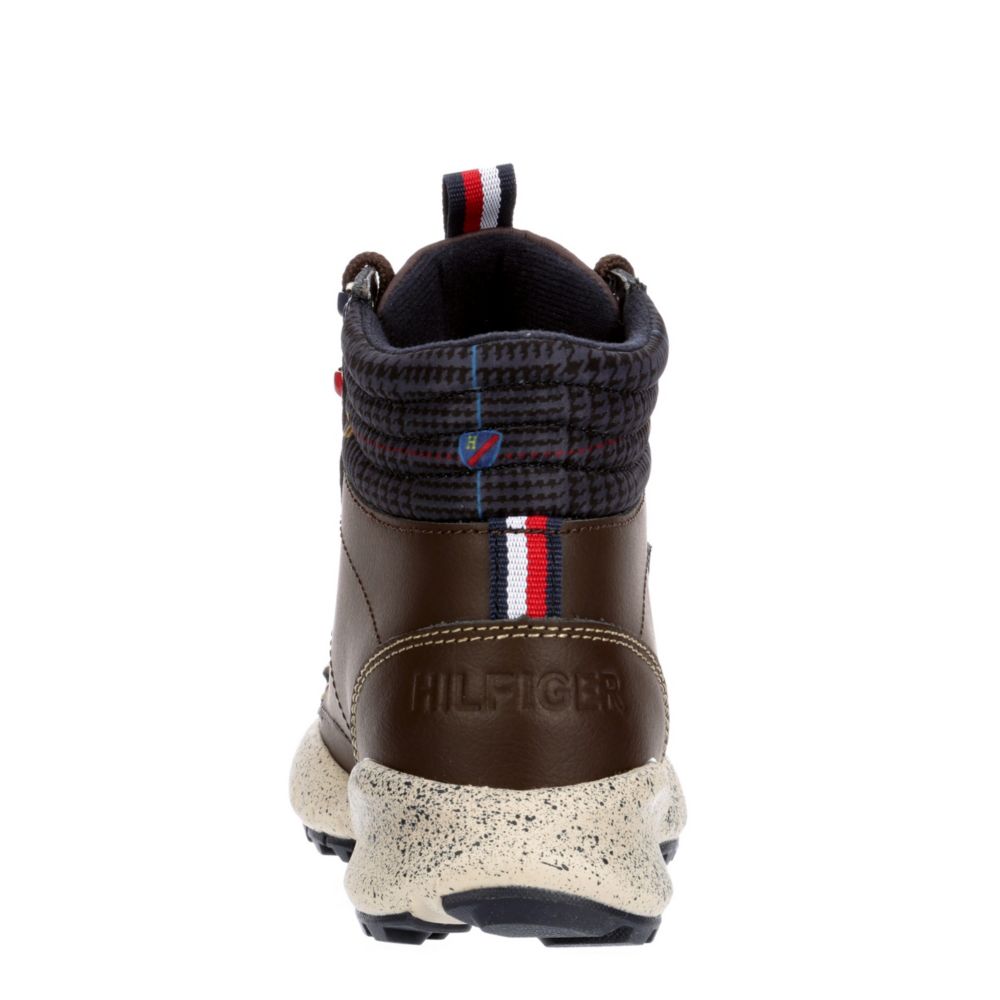 tommy hilfiger water shoes