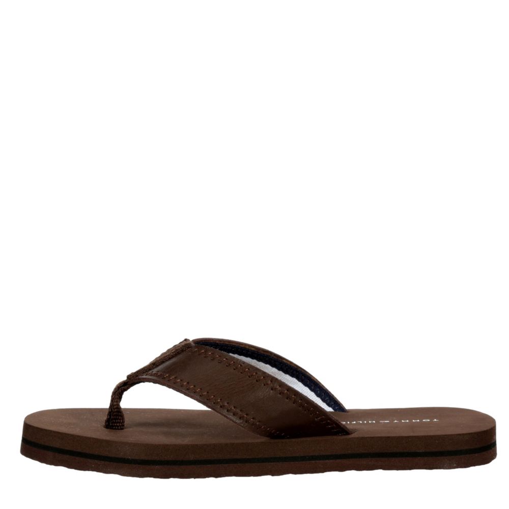 TOMMY HILFIGER Boys Clemmons Flip Flop - BROWN