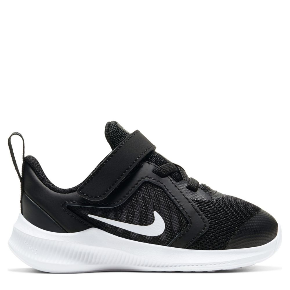 Boys Downshifter 10 Sneaker