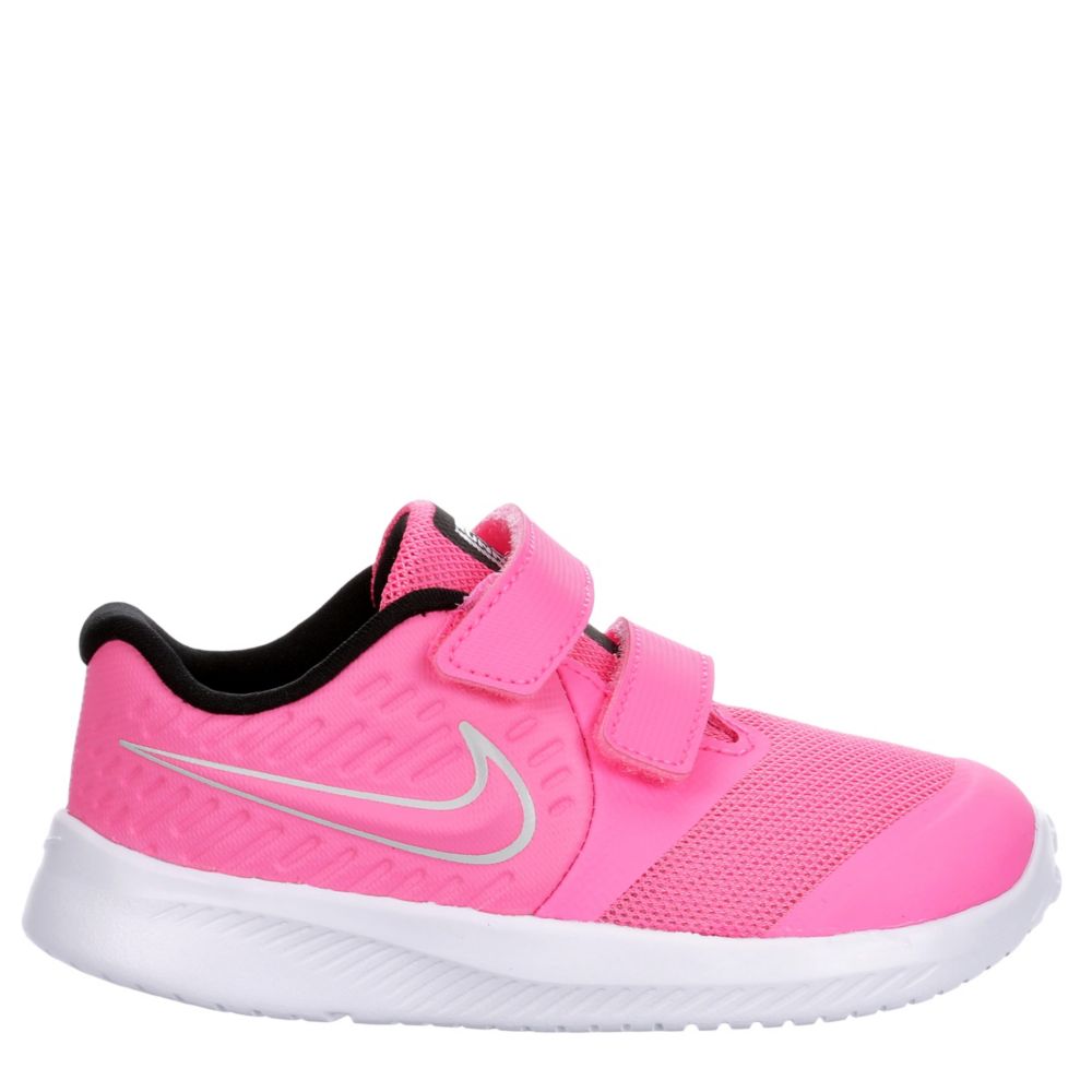 nike infant running shoes