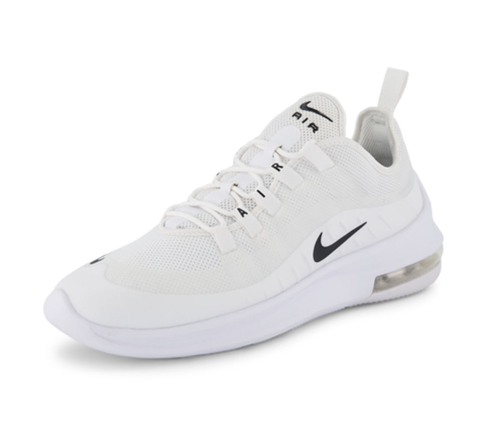 ochsner sport nike air max