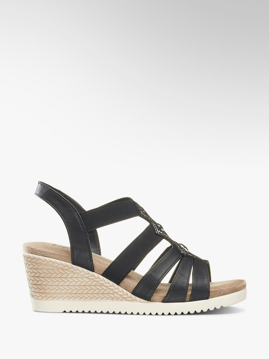 czarne buty na koturnie deichmann