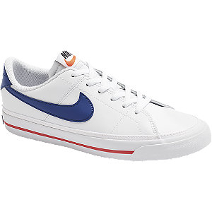 Levně Bílé kožené tenisky Nike Court Legacy