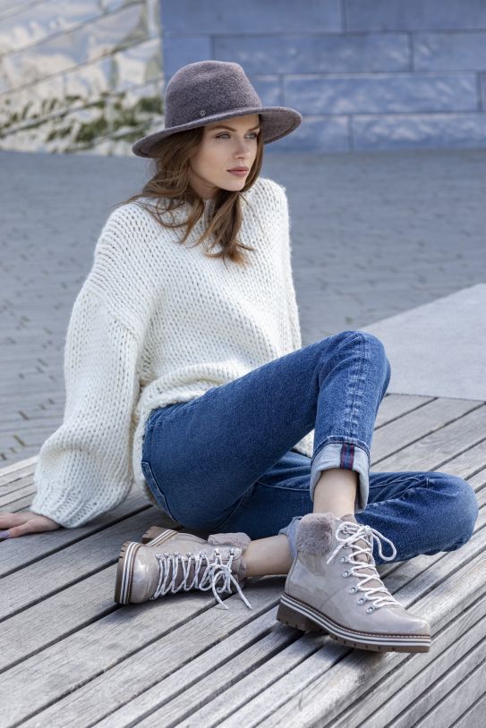 botki Highland Creek