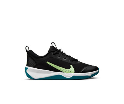 Nike Sneaker - NIKE OMNI MULTI-COURT (GS) (Gr. 36-40)