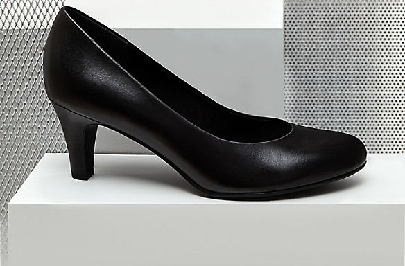 женская кожаная обувь