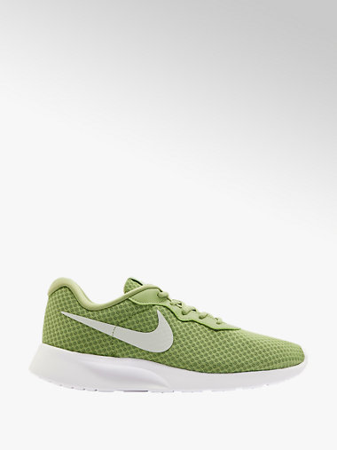 NIKE Sneaker TANJUN FLYEASE in Grun DEICHMANN AT