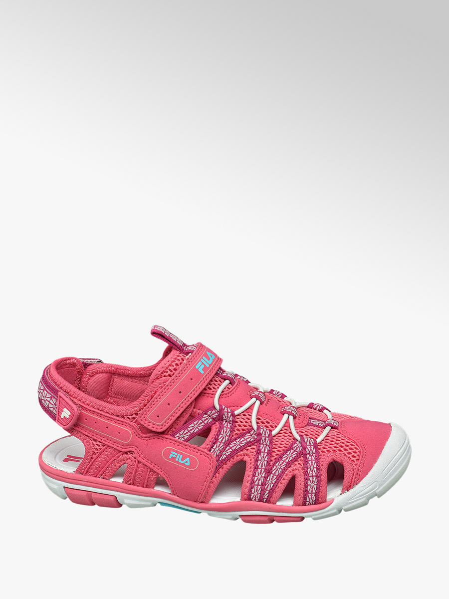 scarpe fila con strappo