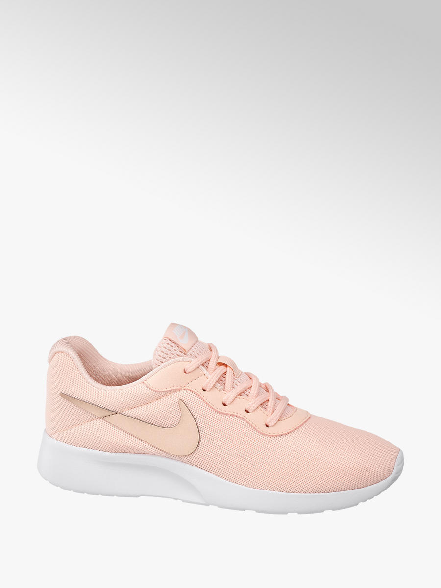 nike tanjun apricot