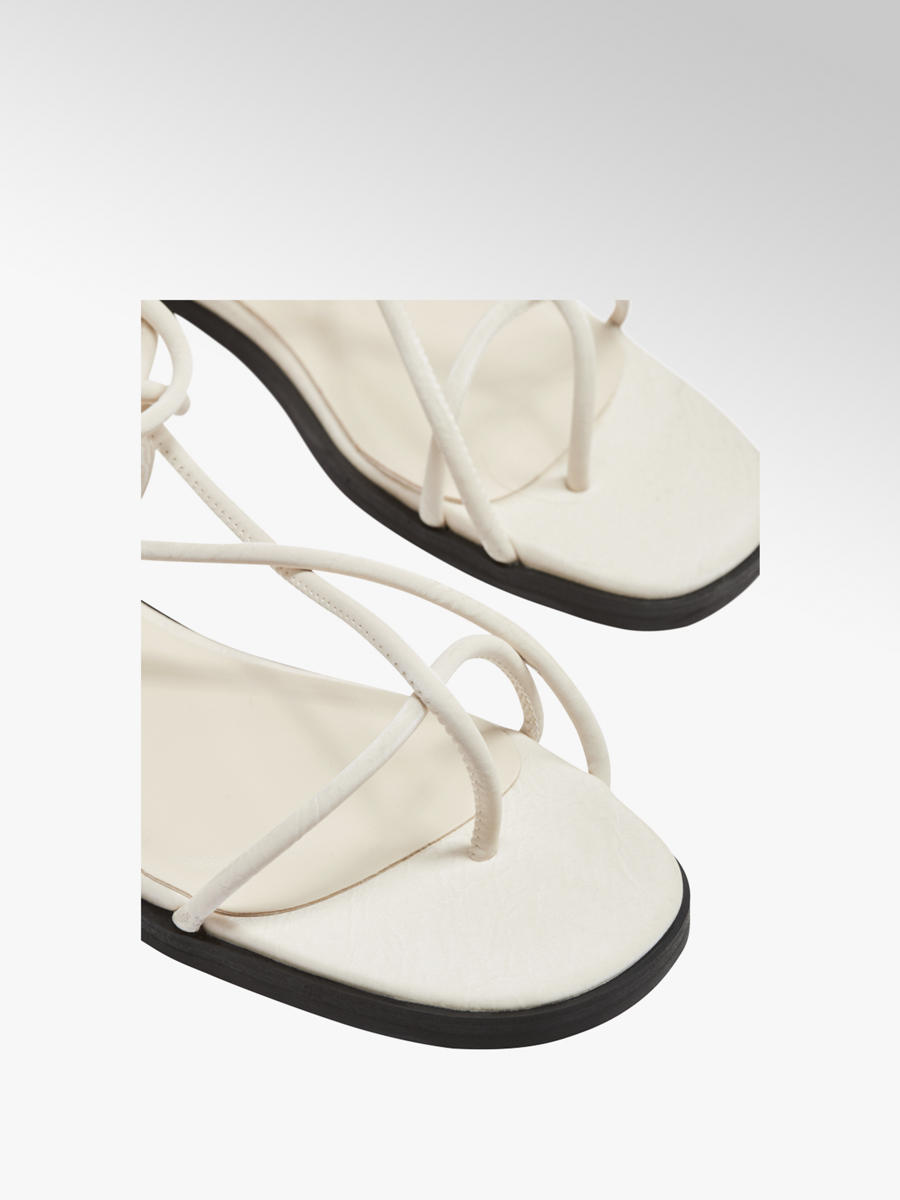 Sandale dama fara toc Preturi | deichmann.com