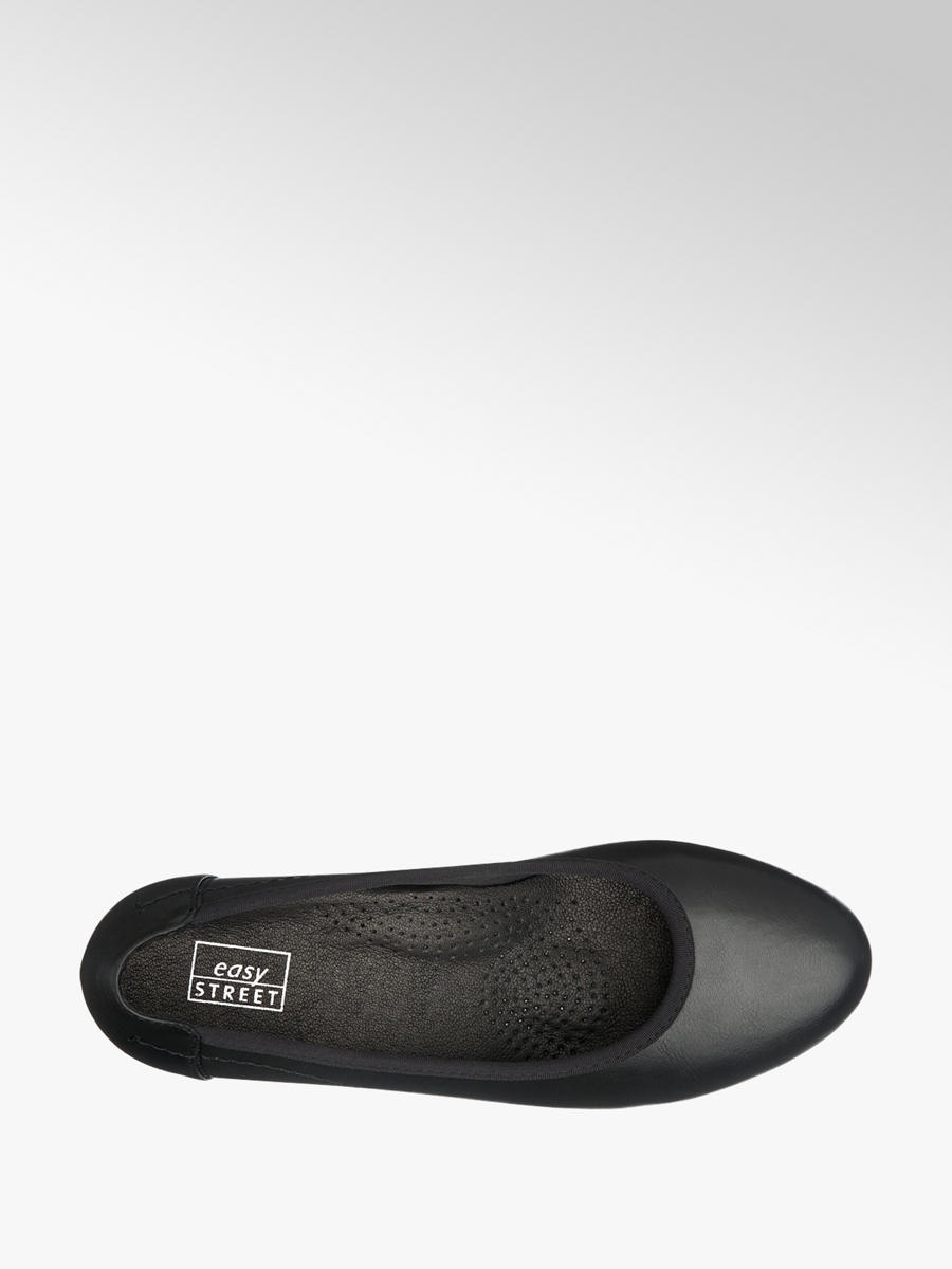 Ladies Wedge Court Comfort Shoe | Deichmann