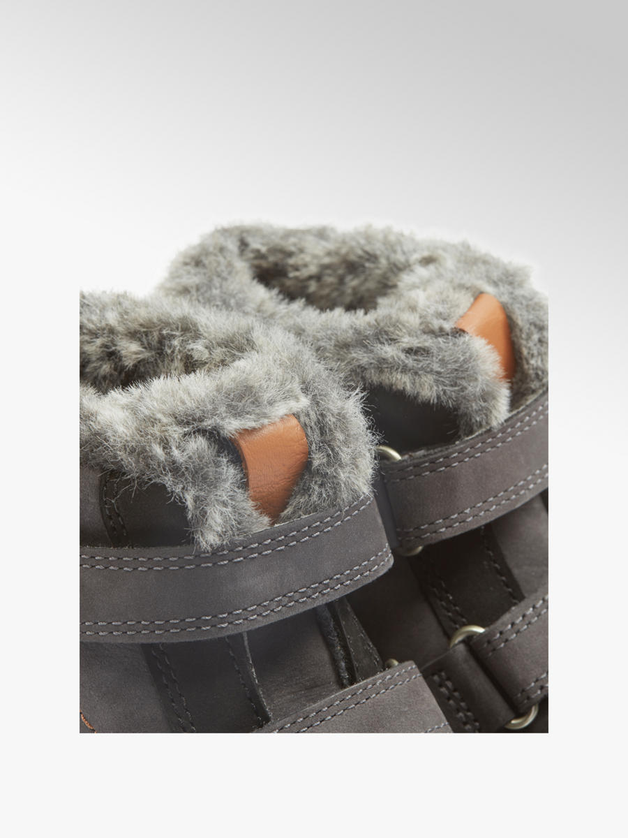 Fodrad Mid Cut Lader Bredd M Iii Fran Elefanten Hos Deichmann Snabb Leverans Och Fria Retur Oppet Kop I Hela 60 Dagar Fodrad Mid Cut Lader Bredd M Iii Fran Elefanten Hos Deichmann Snabb Leverans Och Fria Retur Oppet Kop I Hela 60 Dagar