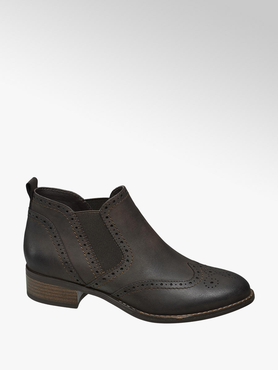 brogue style chelsea boots