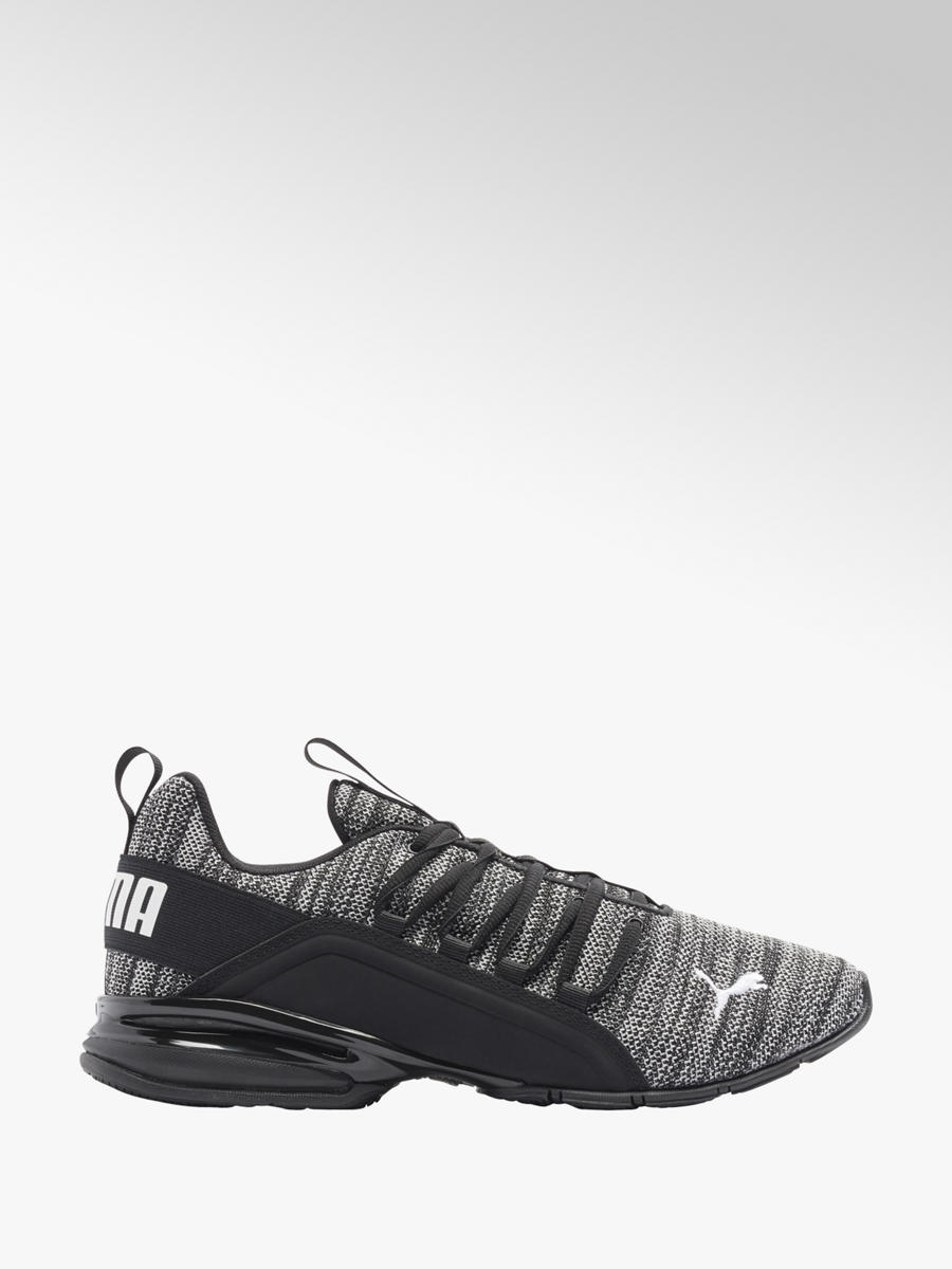 puma momenta black white