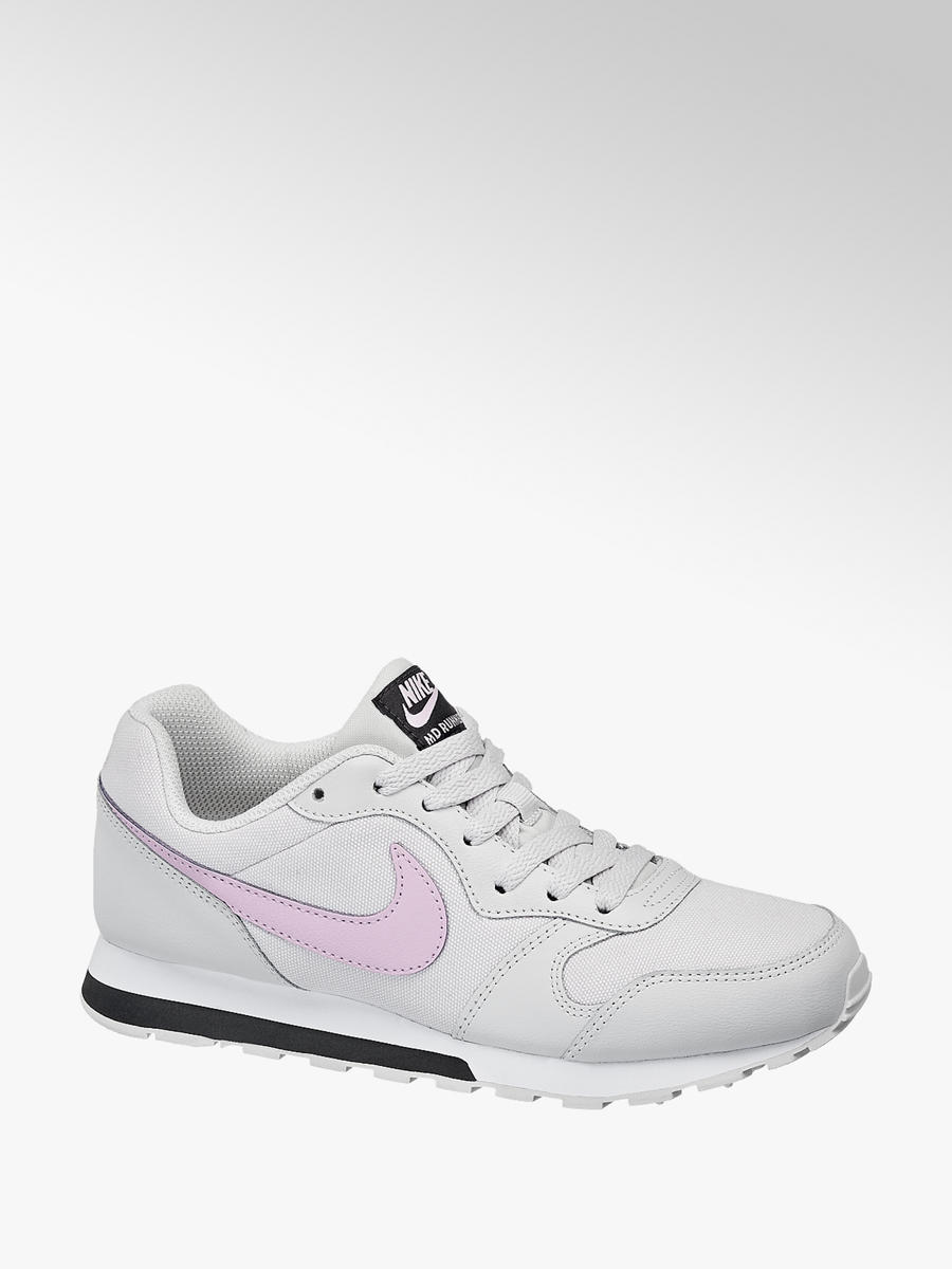 deichmann nike md runner 2