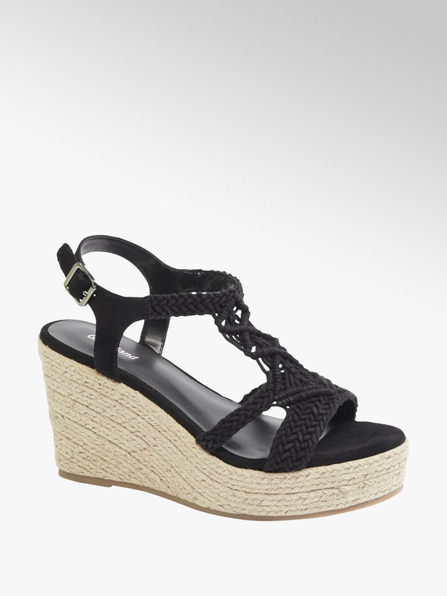 czarne buty na koturnie deichmann