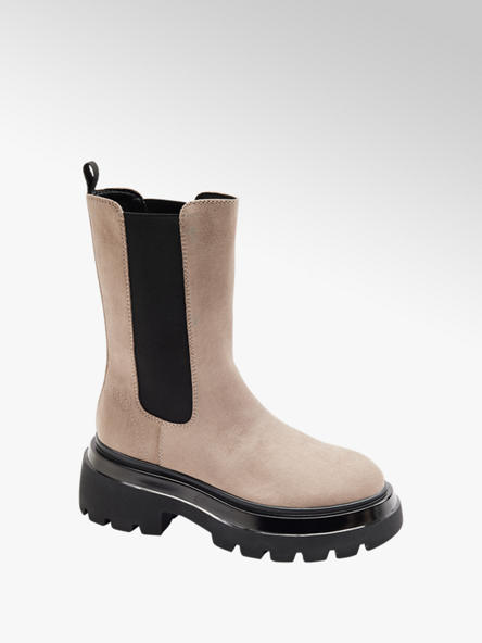 Catwalk Chelsea Boots in Taupe